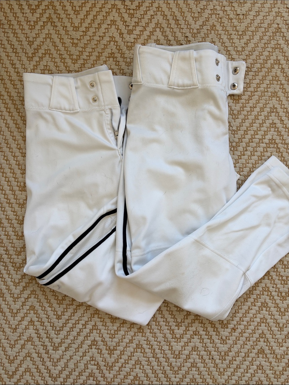 Nike White Kids (Big Boy) Baseball Pants with Black Stripe (2 pack)